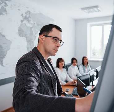 Industry Experienced Faculty